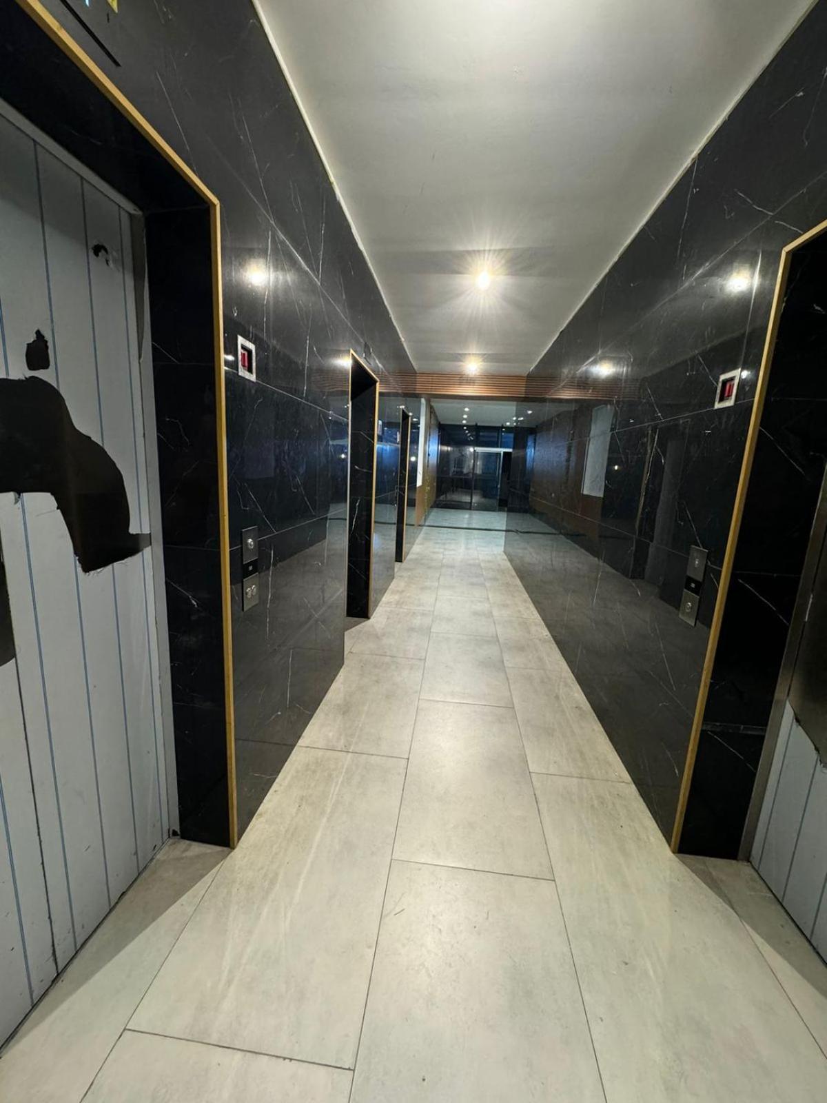 Moonlight Apart-Hotel Batumi Esterno foto
