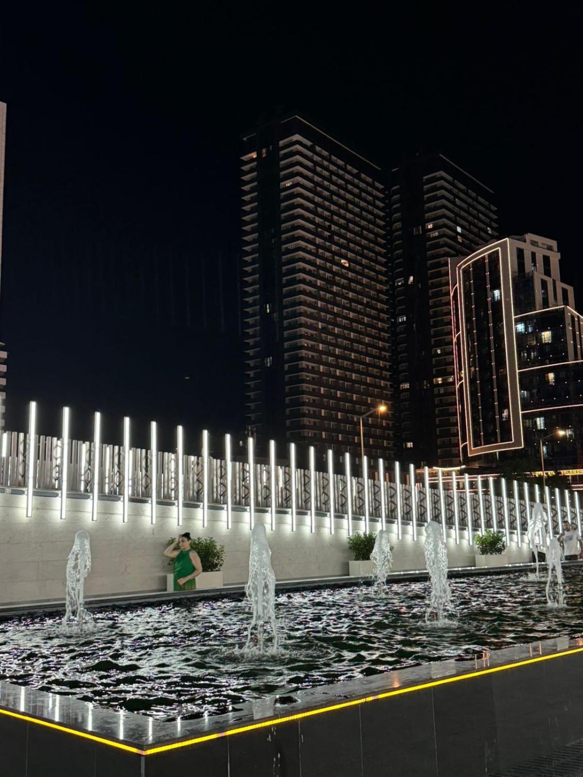 Moonlight Apart-Hotel Batumi Esterno foto